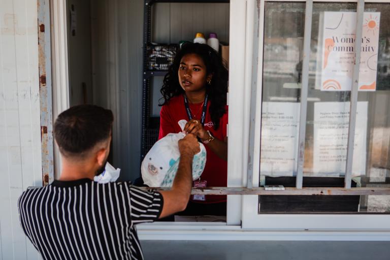 L'action des Langes pour Lesbos 2025 comme bouée de sauvetage pour les parents réfugiés