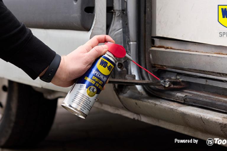Protection maximale en cas de sollicitations élevées : WD-40 Specialist Spray lubrifiant
